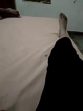 urrubybaby online show from March 14, 1:46 pm