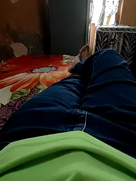 urrubybaby online show from September 25, 7:45 am