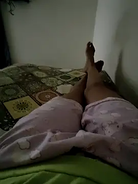 urrubybaby online show from October 5, 6:23 am