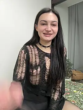 lunalovelee online show from March 10, 12:43 pm