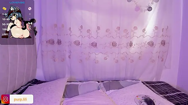 Snapshot of purplelilith3 chatting on February 1, 5:11 pm purplelilith3 online show from February 1, 5:11 pm