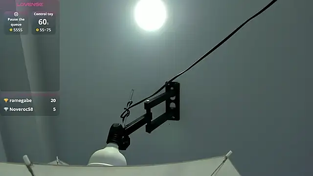 EmiliaRose  online show from October 7, 9:01 pm