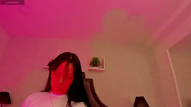 EmiliaRose  online show from November 29, 9:29 pm