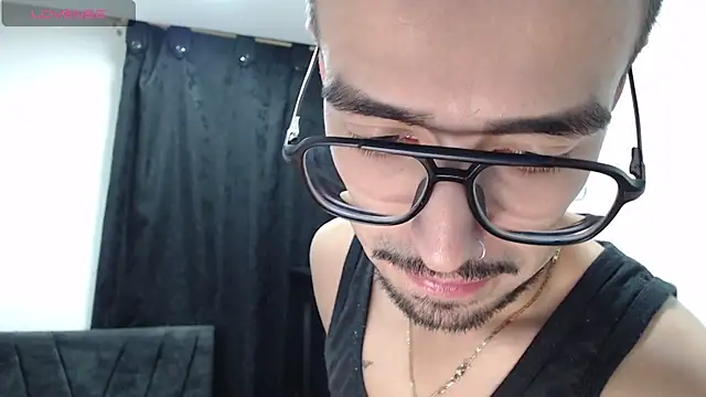 Demian val online show from February 12, 11:27 am