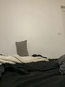 Snapshot of dylanbcbg chatting on January 12, 4:23 pm dylanbcbg online show from January 12, 4:23 pm