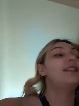 skyemorgan01 online show from March 2, 11:28 am