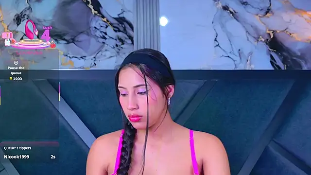 YesyHills online show from September 30, 7:08 pm