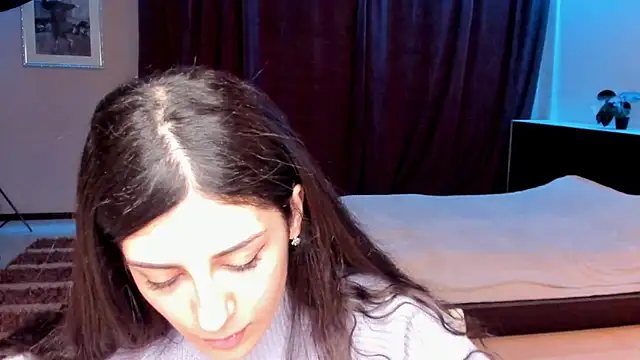 Snapshot of ZaraGranger chatting on February 22, 3:56 am ZaraGranger online show from February 22, 3:56 am