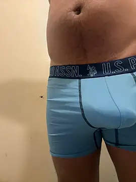 guajiro276565 online show from February 14, 1:34 am