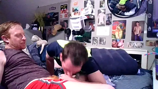 Sk00byJaXxX212 online show from October 13, 11:49 pm