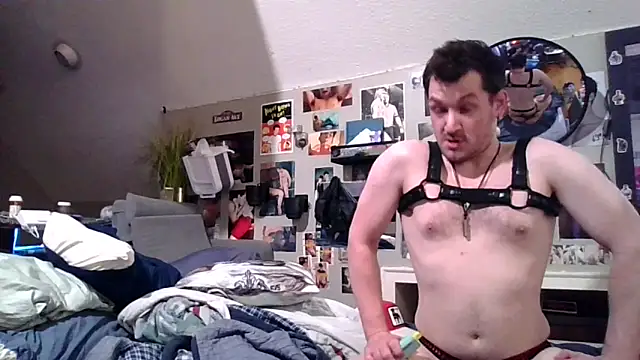 Sk00byJaXxX212 online show from December 20, 5:47 am