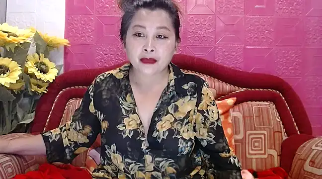 Snapshot of UrSweetClassyPinay chatting on February 26, 3:08 pm UrSweetClassyPinay online show from February 26, 3:08 pm