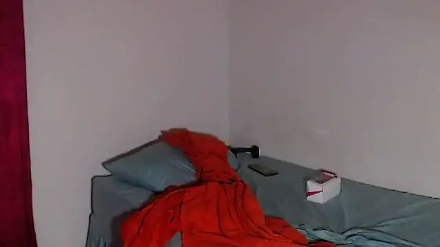 Snapshot of CurvyCutiexx94 chatting on November 1, 3:52 am CurvyCutiexx94 online show from November 1, 3:52 am