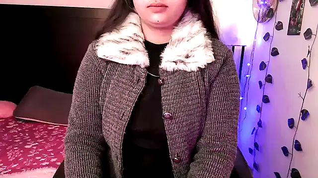 megancatluna online show from January 9, 7:11 am