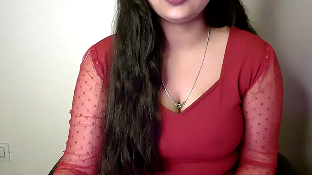 Snapshot of megancatluna chatting on February 19, 8:10 am megancatluna online show from February 19, 8:10 am