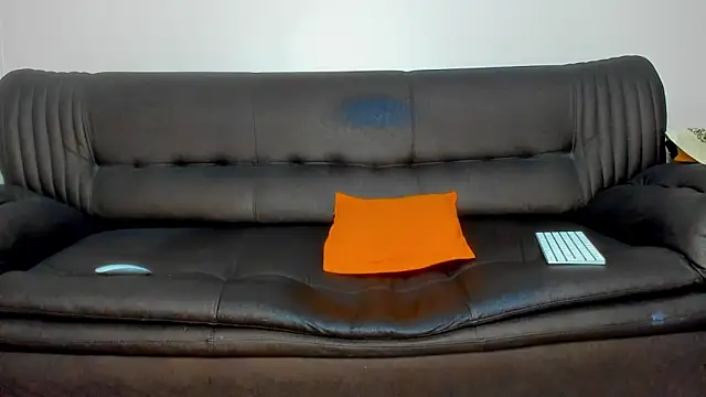 sexyhotmusclesforyou1 online show from November 7, 5:35 pm