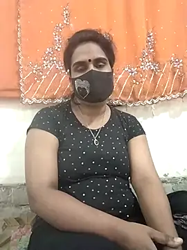 Snapshot of Mitila-3232 chatting on February 25, 6:25 am Mitila-3232 online show from February 25, 6:25 am