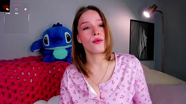 TaiteBayles online show from October 13, 1:27 am