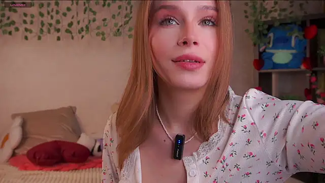 TaiteBayles online show from March 10, 1:32 am