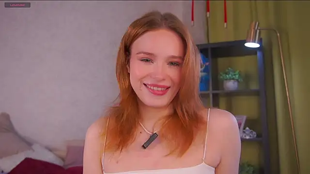 TaiteBayles online show from April 29, 1:43 am