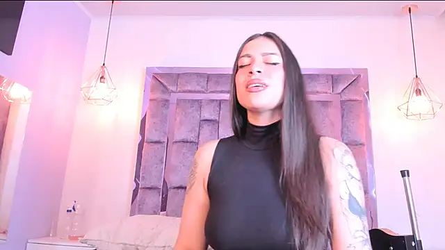 Annie rhoades online show from February 21, 5:09 pm