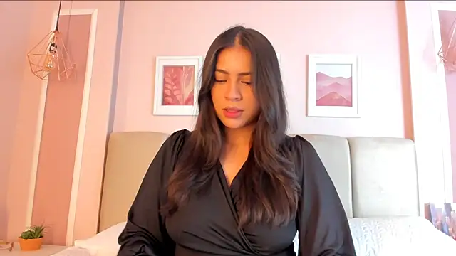 Annie rhoades online show from December 17, 12:44 pm