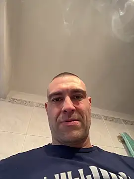 Snapshot of Jackcazzone_82 chatting on February 22, 2:41 pm Jackcazzone 82 online show from February 22, 2:41 pm