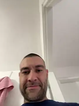 Snapshot of Jackcazzone_82 chatting on March 2, 2:43 pm Jackcazzone 82 online show from March 2, 2:43 pm