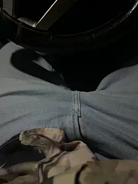 BadboySLR 8899 online show from May 9, 1:49 pm