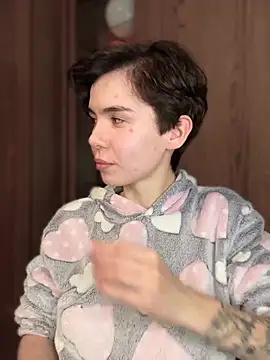 Snapshot of Anna-Sun chatting on February 21, 7:21 pm Anna-Sun online show from February 21, 7:21 pm