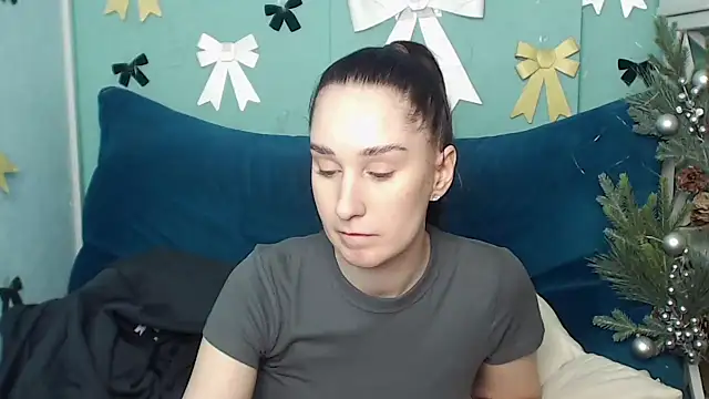 Margarettii online show from February 17, 8:52 am