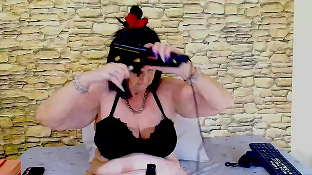 LuciousGrace online show from January 15, 5:38 pm