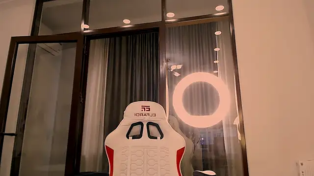 Demonic Angel  online show from October 13, 3:17 am