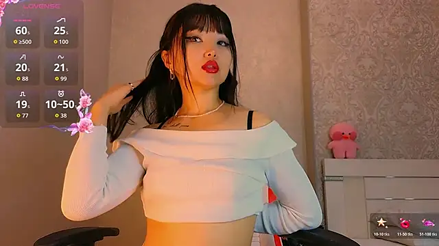 Demonic Angel  online show from November 26, 11:11 am