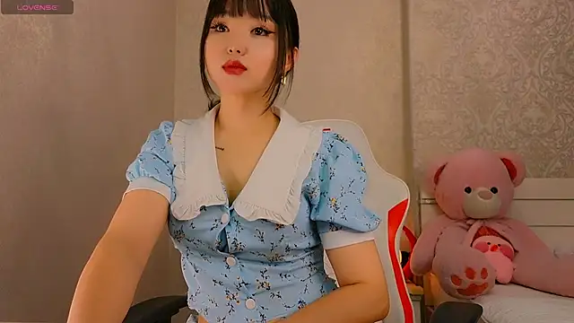 Demonic Angel  online show from May 19, 3:29 pm