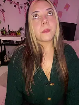  ivyginger online show from February 19, 9:22 pm