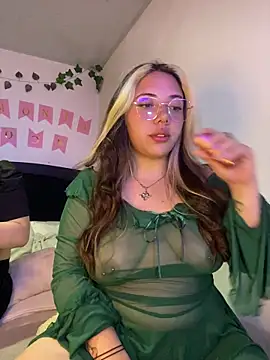  ivyginger online show from March 25, 4:40 am