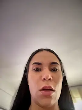 Snapshot of Naatalia chatting on December 19, 7:32 pm Naatalia online show from December 19, 7:32 pm