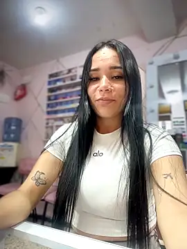 Snapshot of Naatalia chatting on February 2, 10:41 pm Naatalia online show from February 2, 10:41 pm