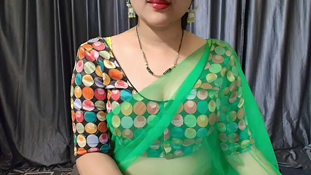 goldiwets online show from October 7, 4:37 pm