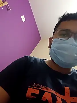 Snapshot of susthovai chatting on December 15, 11:03 am susthovai online show from December 15, 11:03 am