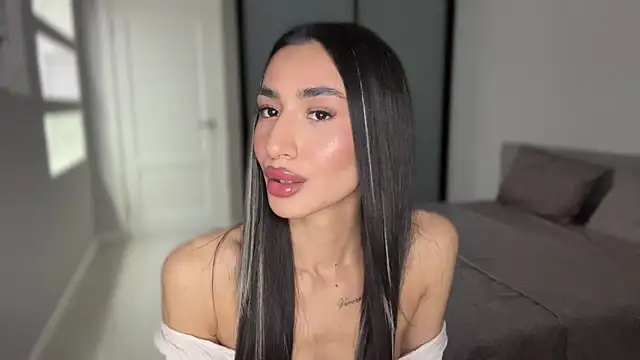 alissadreams online show from November 15, 9:00 pm