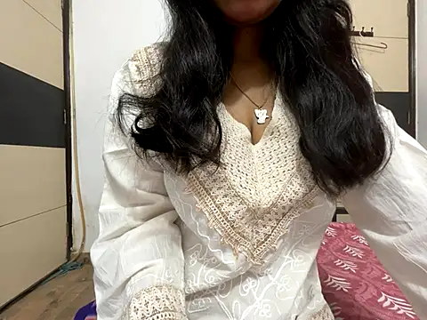 aliya bhatt online show from October 22, 4:07 pm