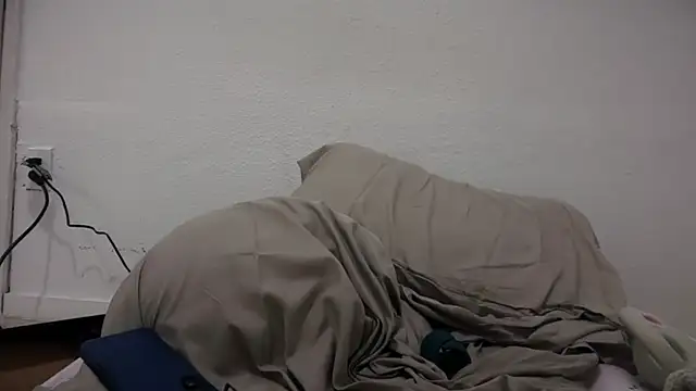 Snapshot of greekmythics chatting on January 9, 12:13 am greekmythics online show from January 9, 12:13 am