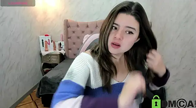 Lianngrace online show from March 21, 1:34 pm