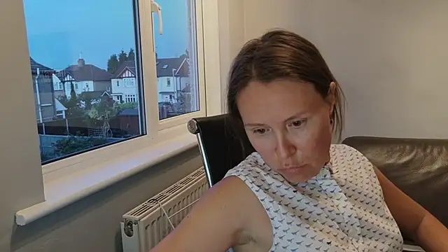 eatmypie69 online show from July 10, 8:33 pm