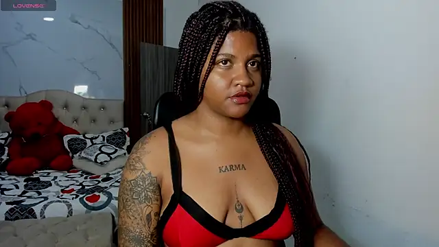 Snapshot of ZahraRose chatting on March 16, 5:39 pm ZahraRose online show from March 16, 5:39 pm