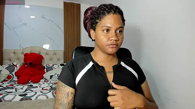 Snapshot of ZahraRose chatting on March 19, 11:03 am ZahraRose online show from March 19, 11:03 am