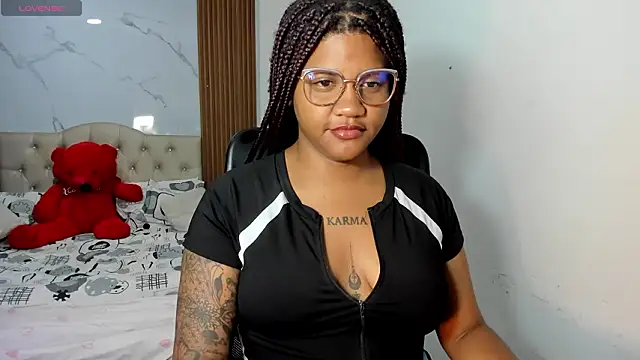 Snapshot of ZahraRose chatting on March 25, 11:16 am ZahraRose online show from March 25, 11:16 am