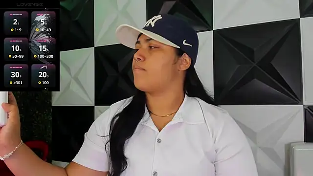 Snapshot of melany_rouse18 chatting on March 13, 1:34 am melany rouse18 online show from March 13, 1:34 am